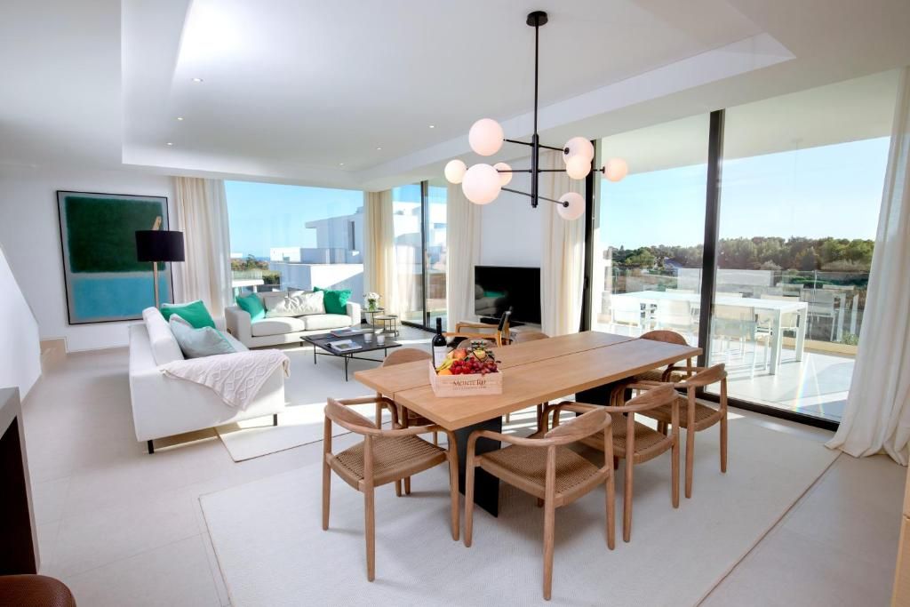 Three-Bedroom Apartment room