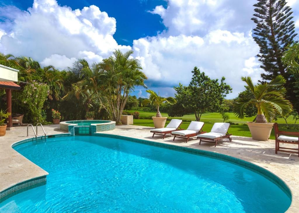 Five-Bedroom Villa room