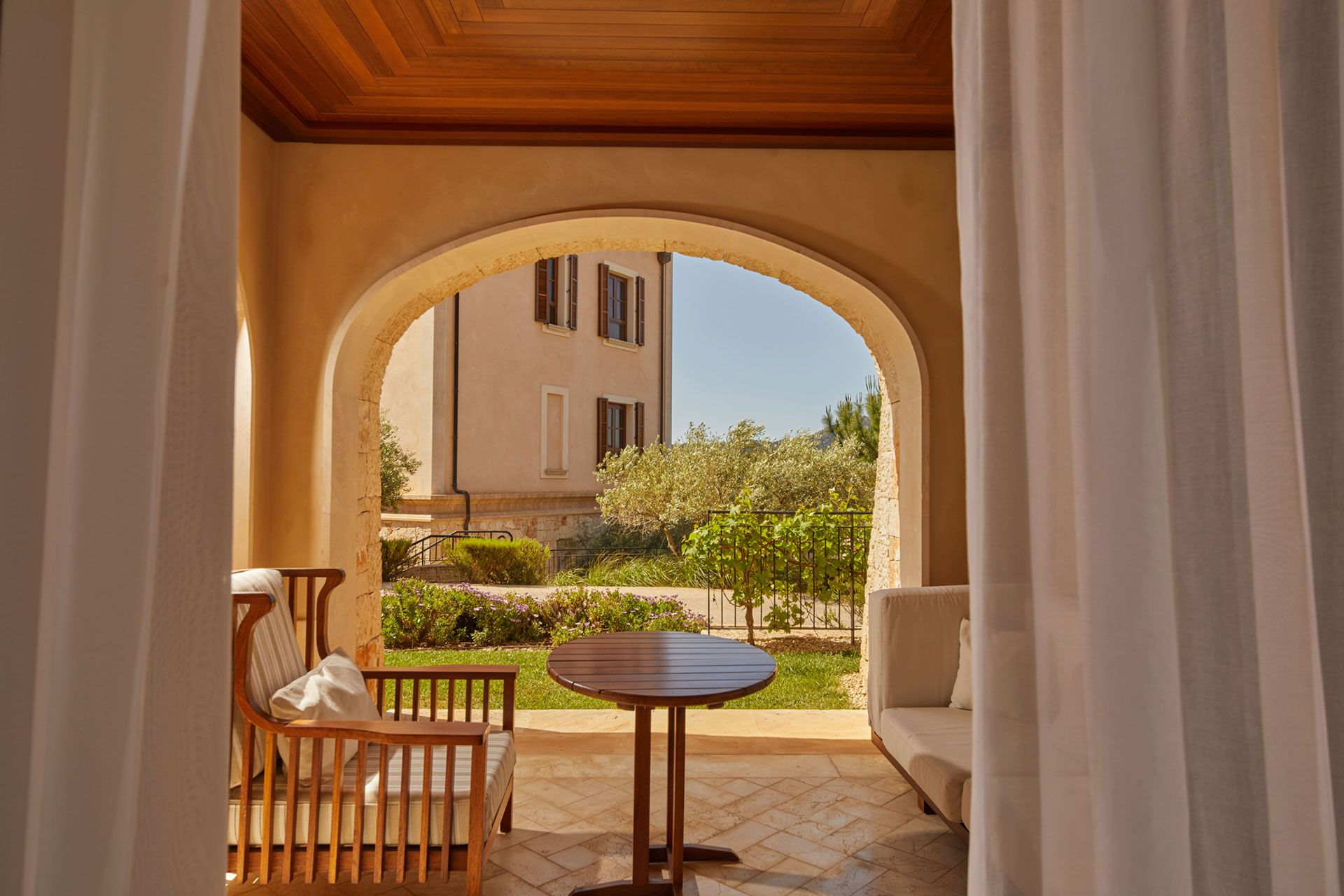 Junior Suite Garden View room