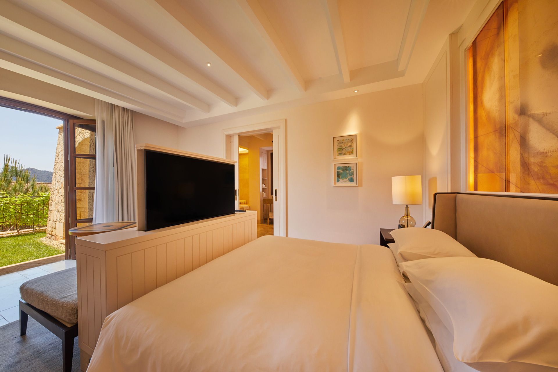Grand Suite Garden View room