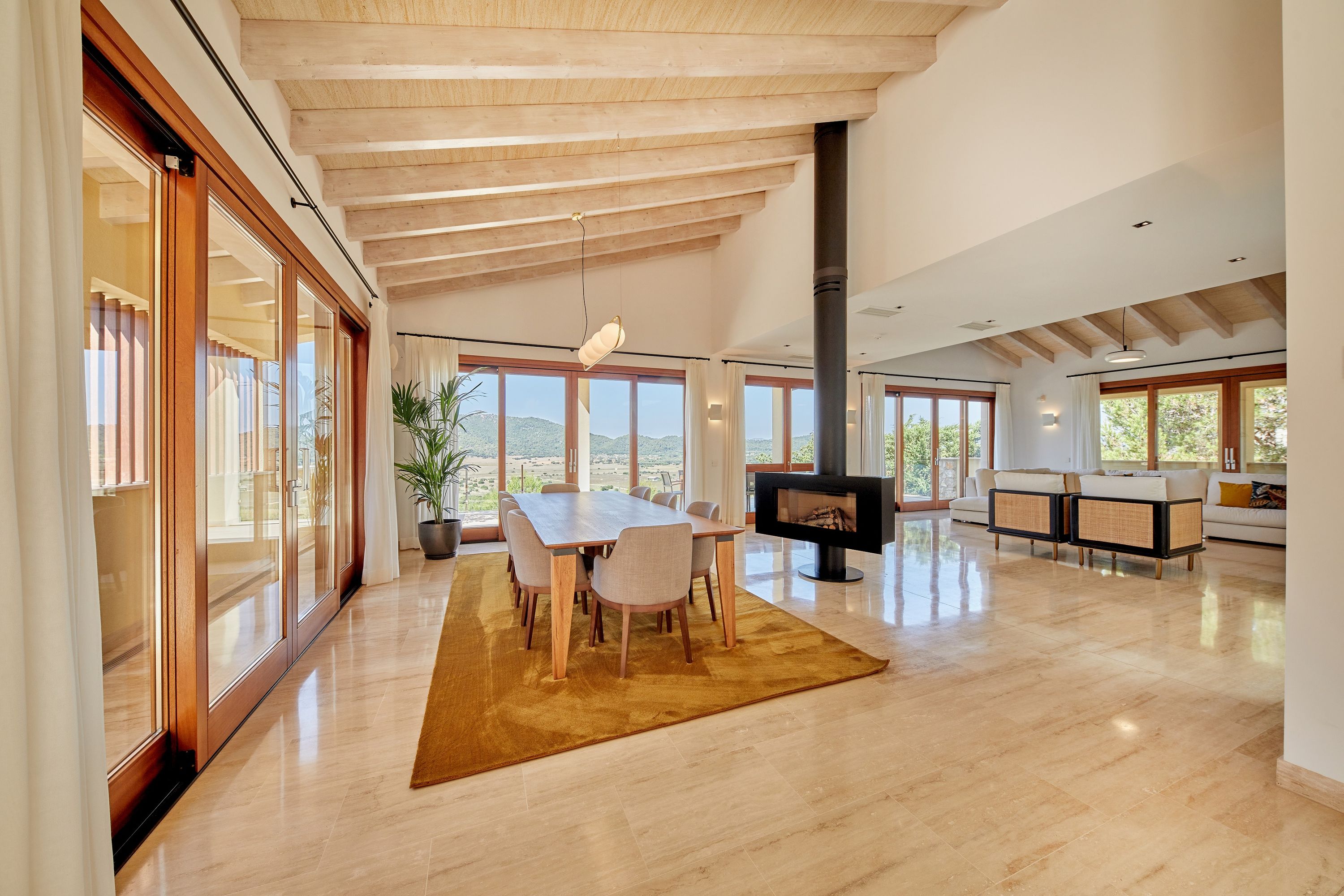Cap Vermell Luxury Villa room