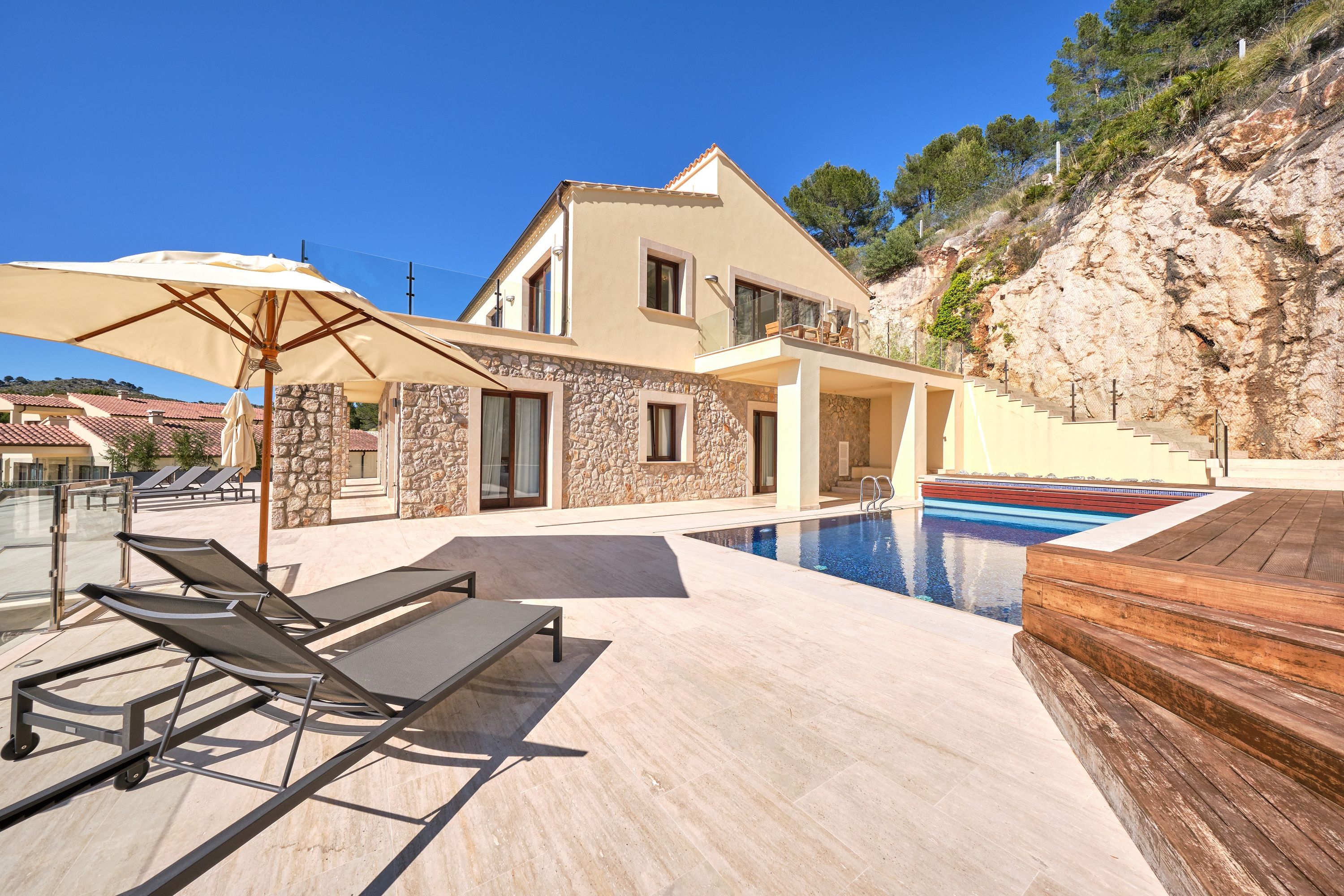Cap Vermell Luxury Villa room