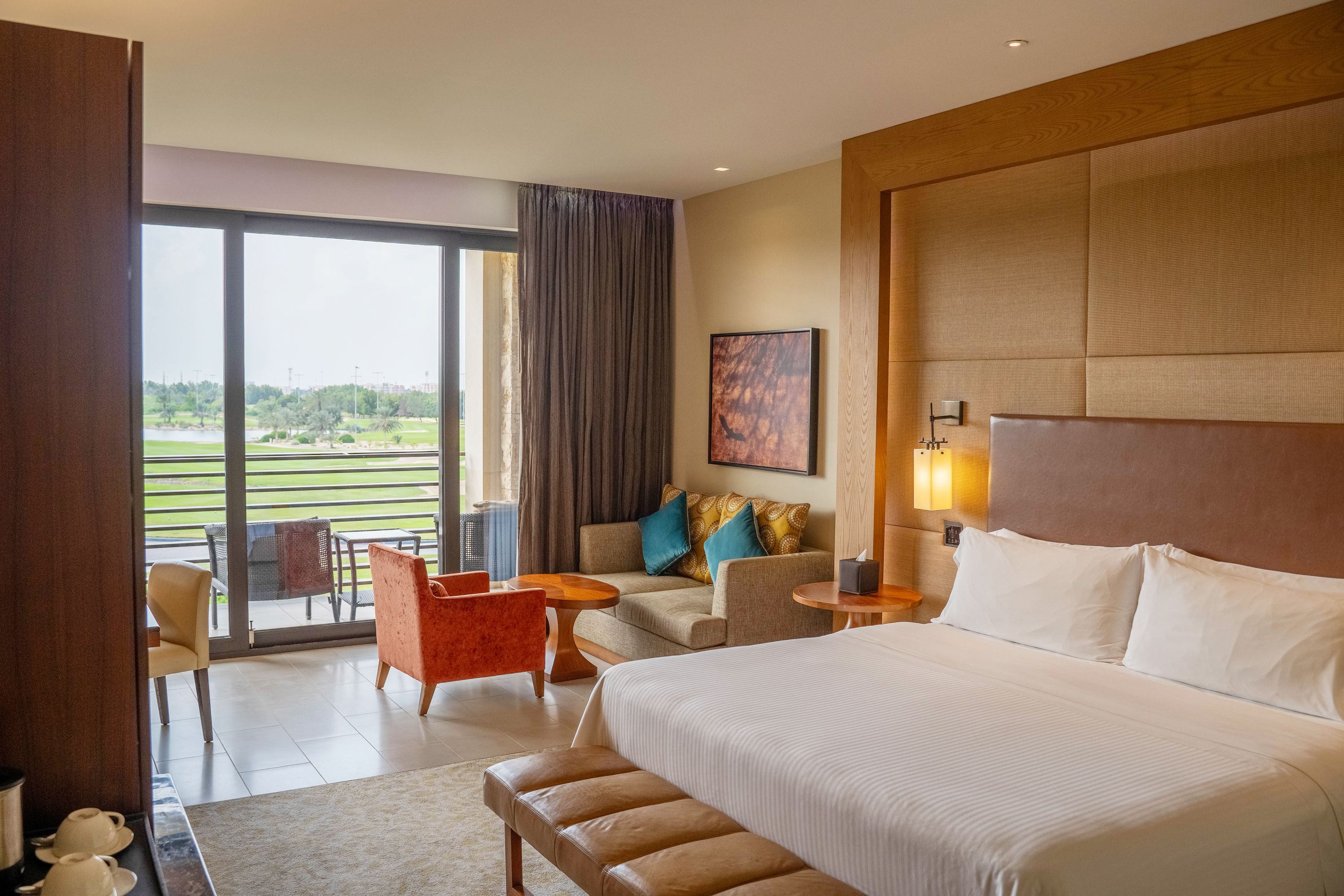 Premium King, 1 King, Balcony, Full Golf Course View room