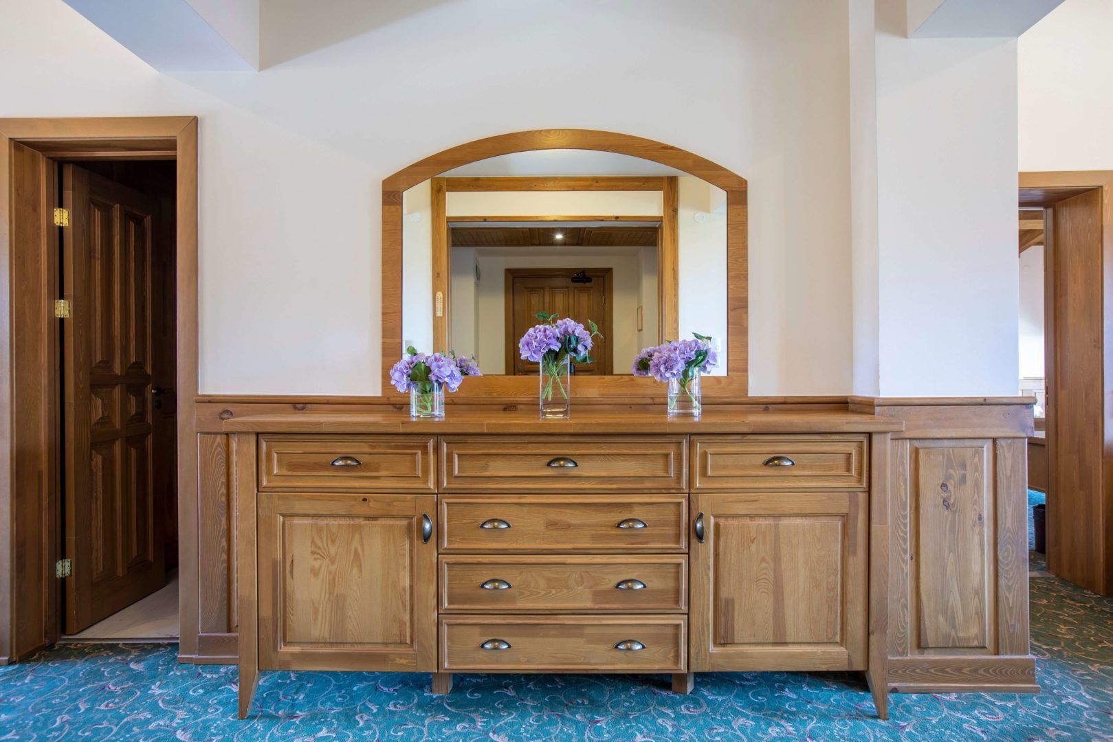 Deluxe Suite room