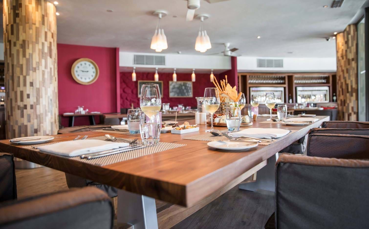 Signature Coastal Golf & Luxury Retreat in Mauritius package cover picture