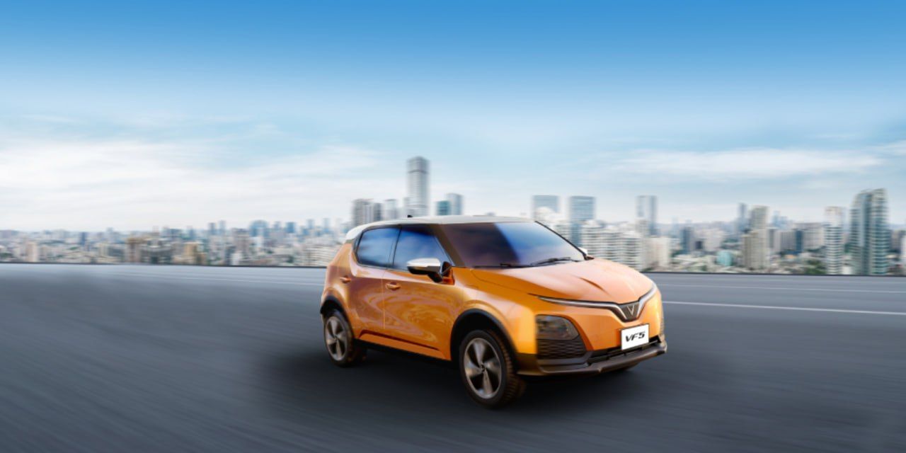 VF Nam di duoc bao xa Cover Picture