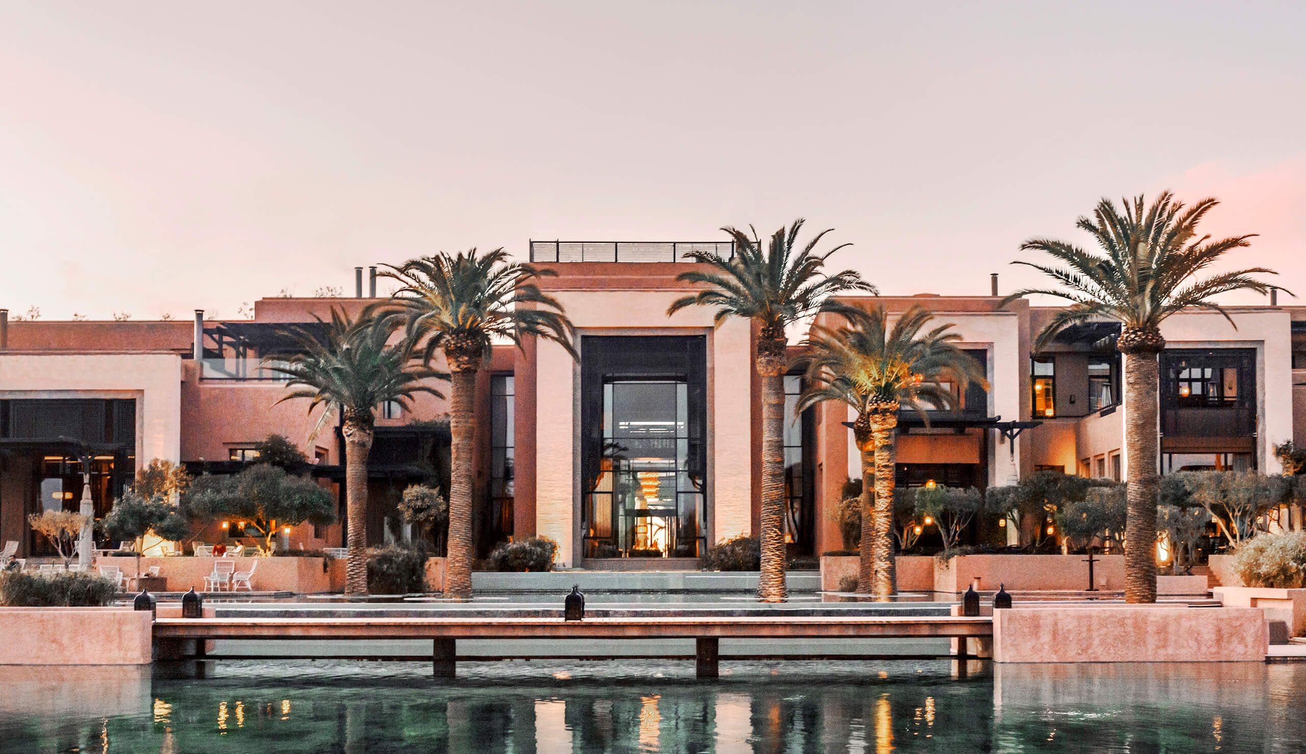 Travel package cover picture