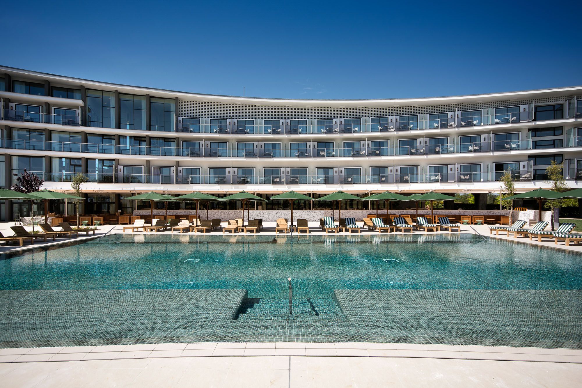 Travel package cover picture