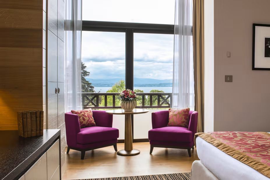 Deluxe Lake View Room room