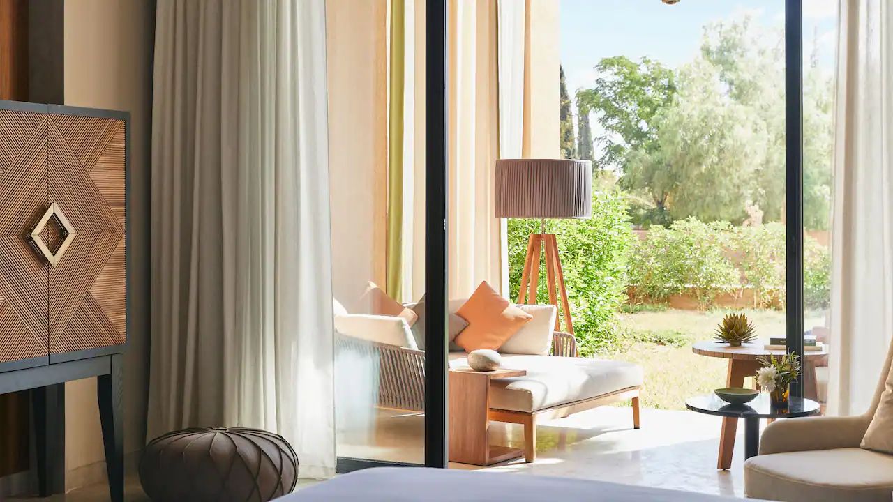 Park Suite King Mountain View room