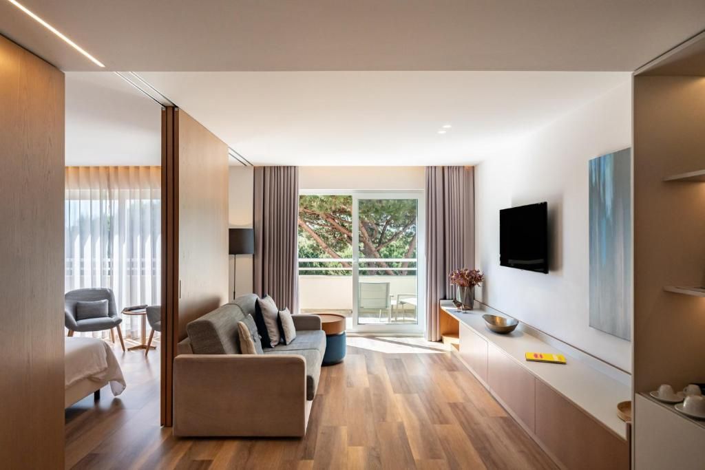 Signature Suite room