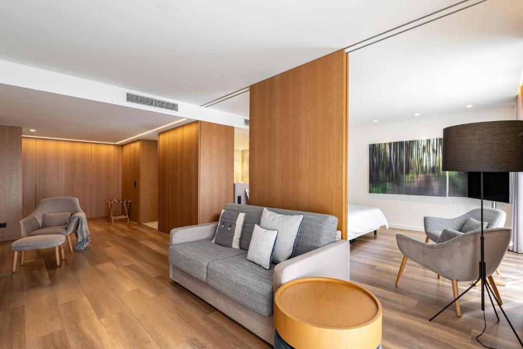 Signature Suite room