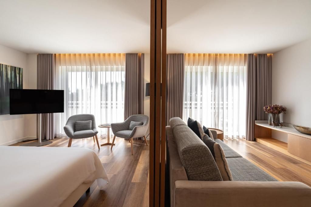 Signature Suite room