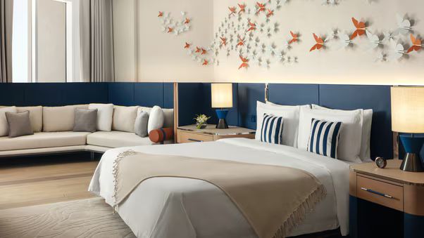 Caroline Astor Suite room