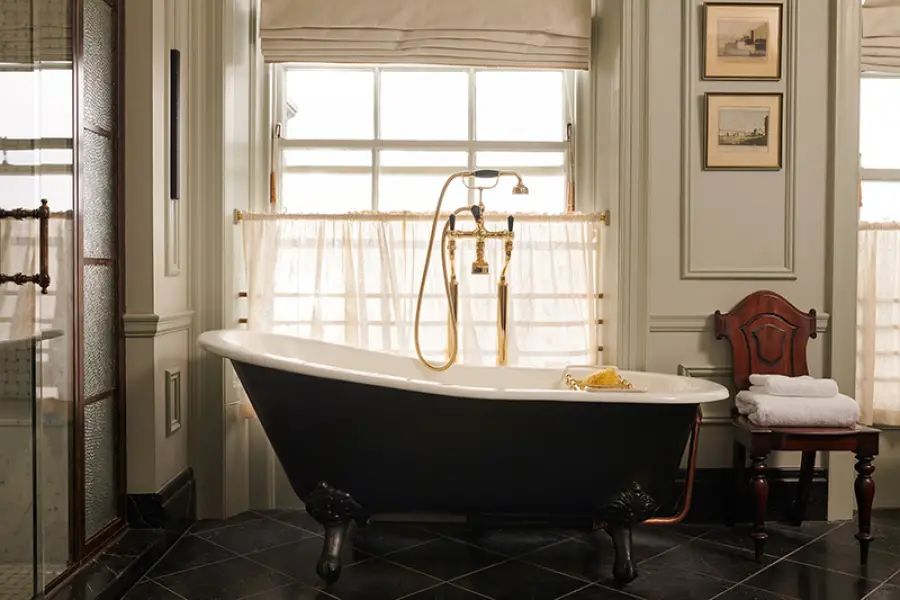 Royal Lochnagar Suite room