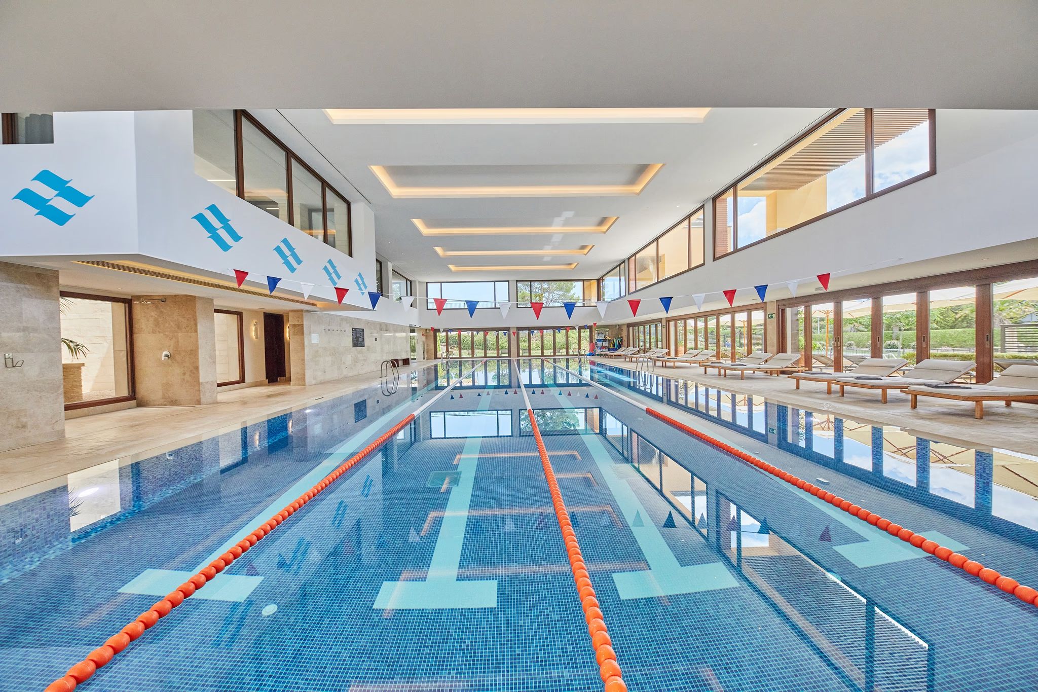 Summertime Bliss in East Mallorca package cover picture