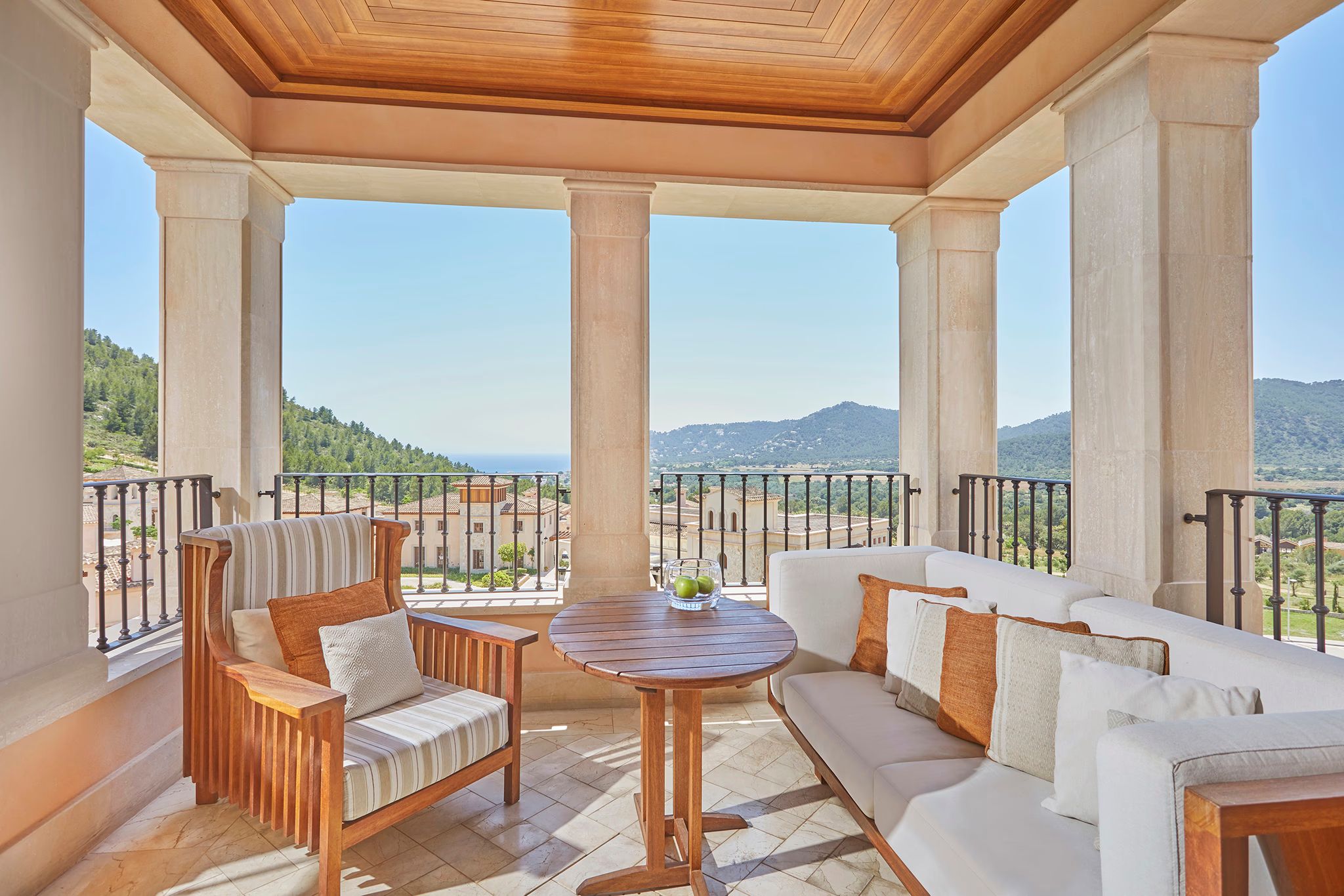Junior Suite Valley View room