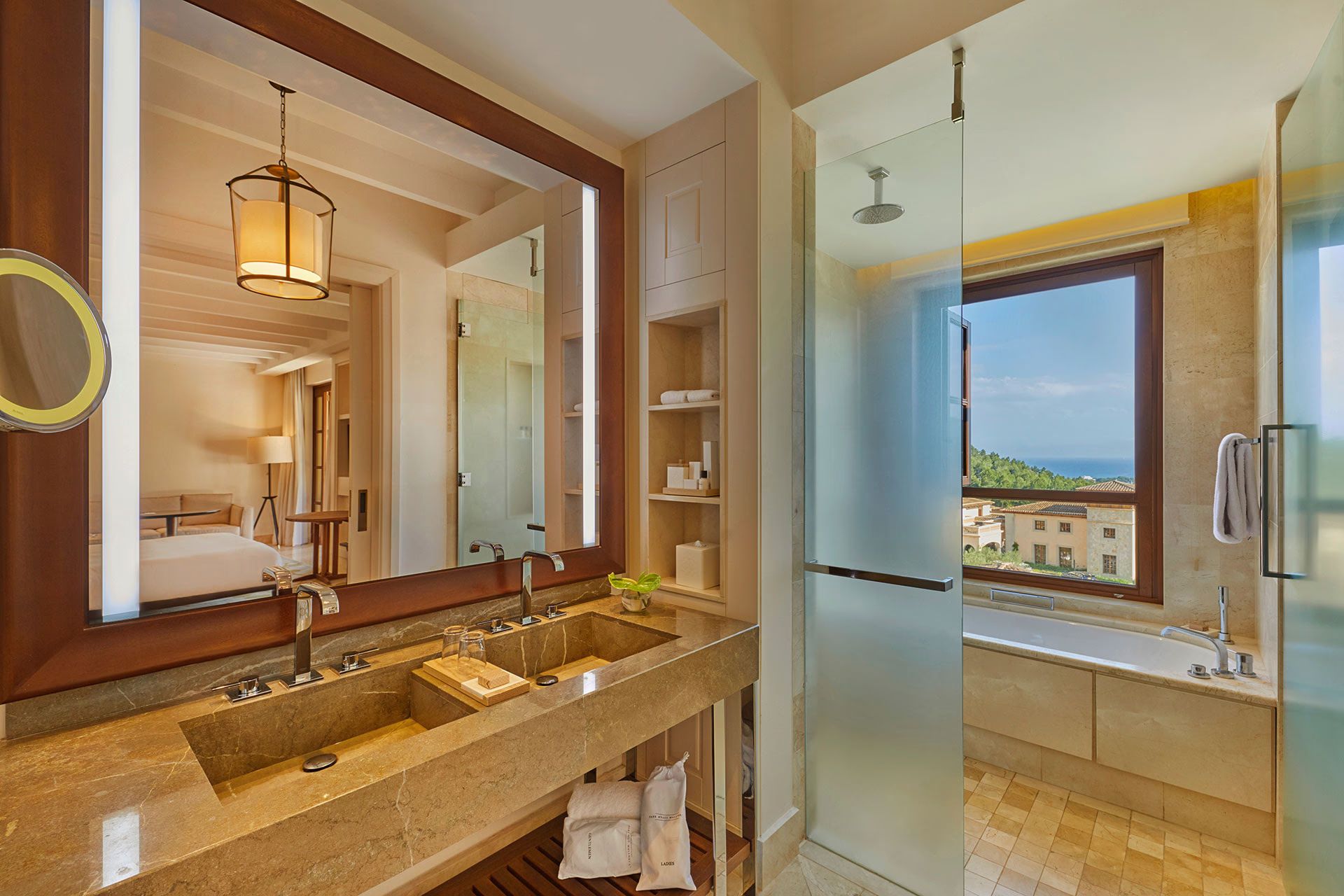 Junior Suite Valley View room