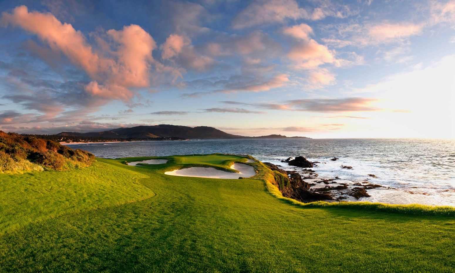 Monterey Peninsula Legendary Golf Retreat package cover picture