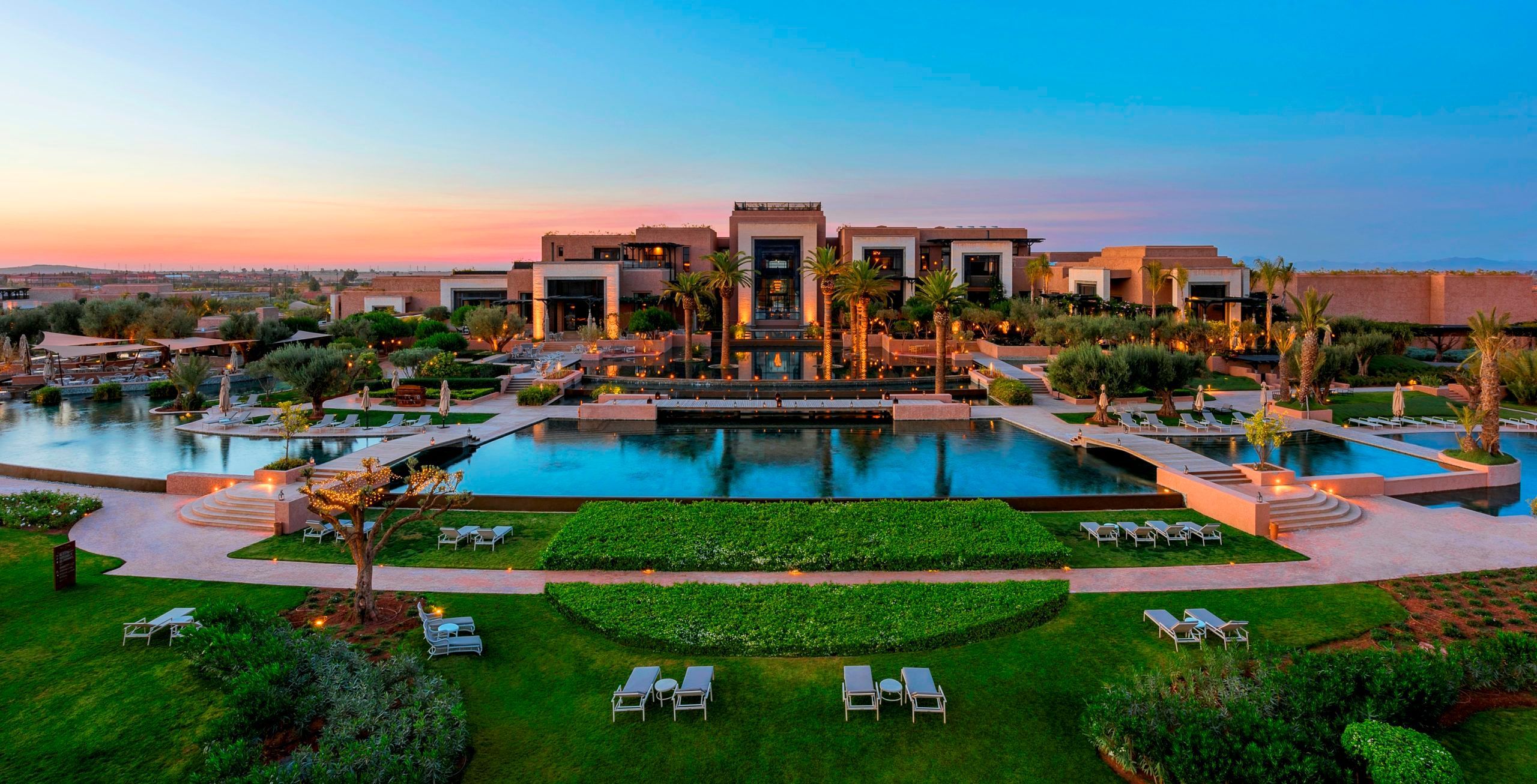 Travel package cover picture