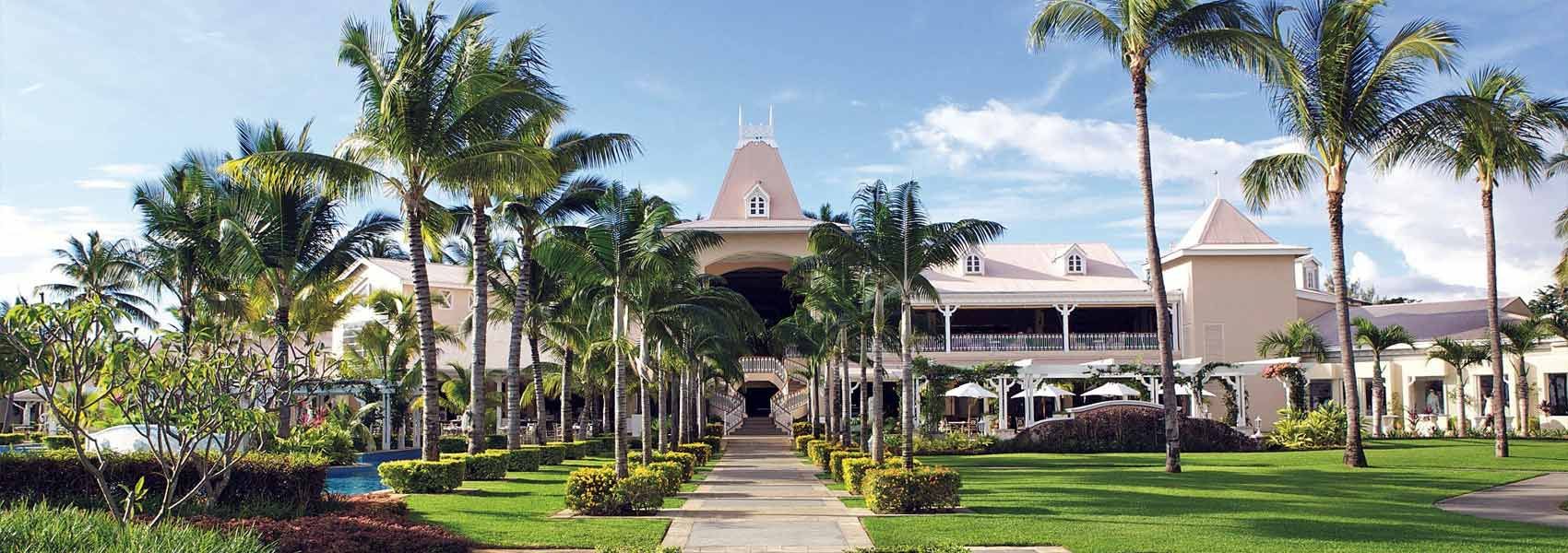 Travel package cover picture