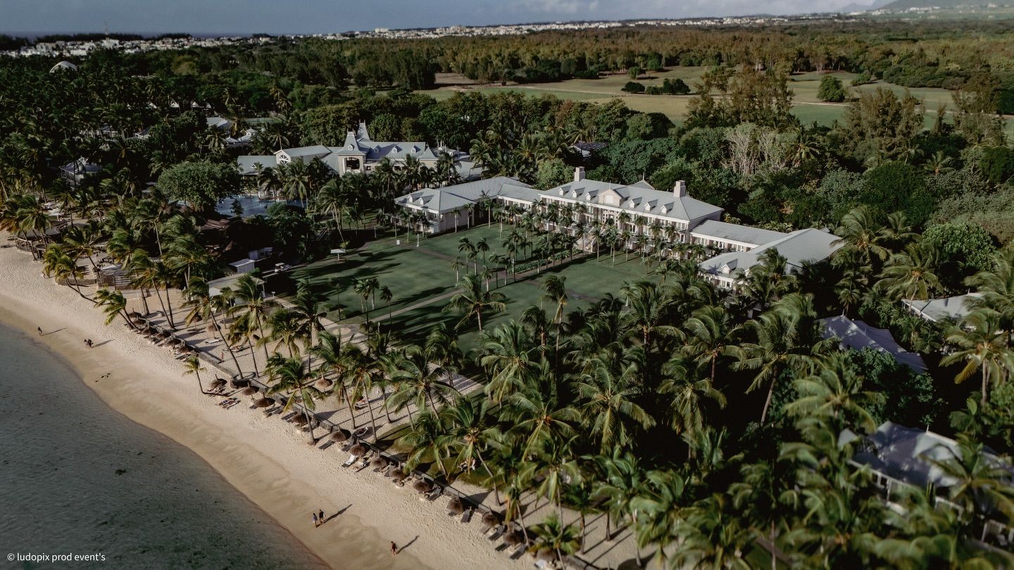 Travel package cover picture