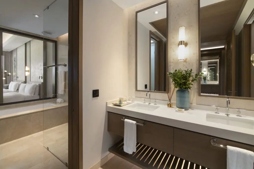 Premier Jr. Suite room