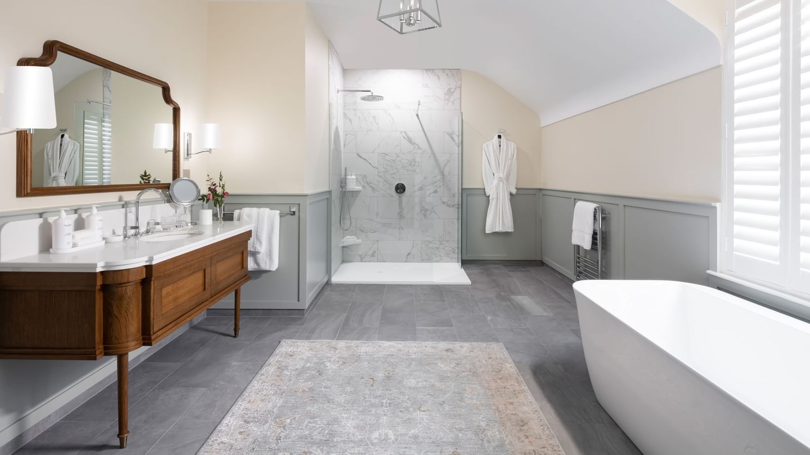 Dunluce Suite room