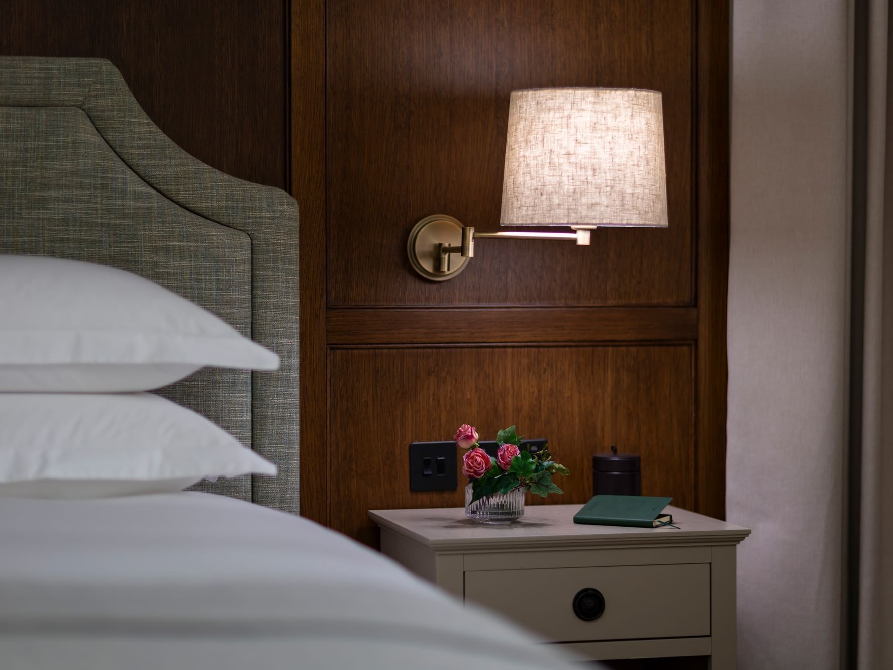 Twin Garden Suite room
