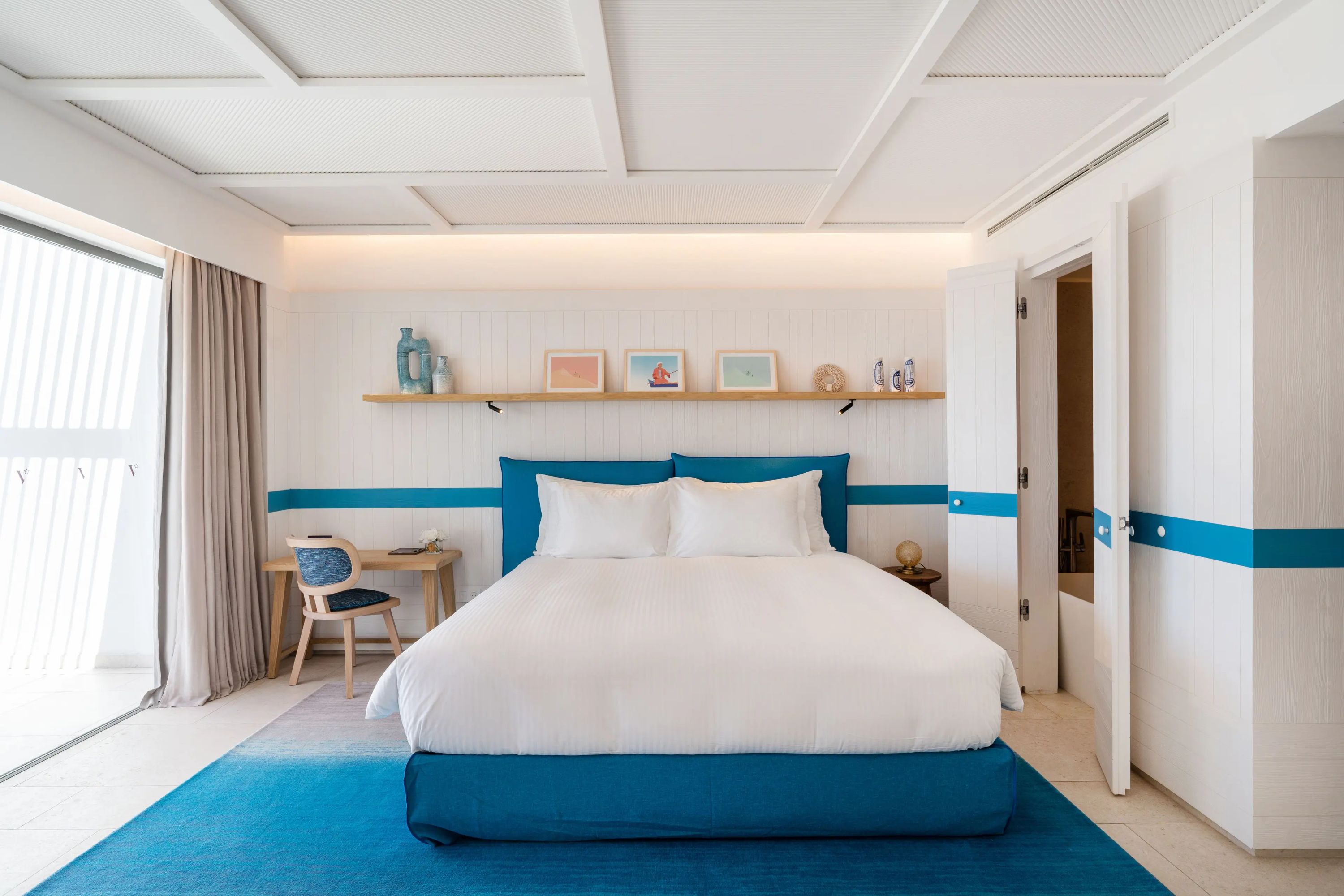 The View Privilege Suite room