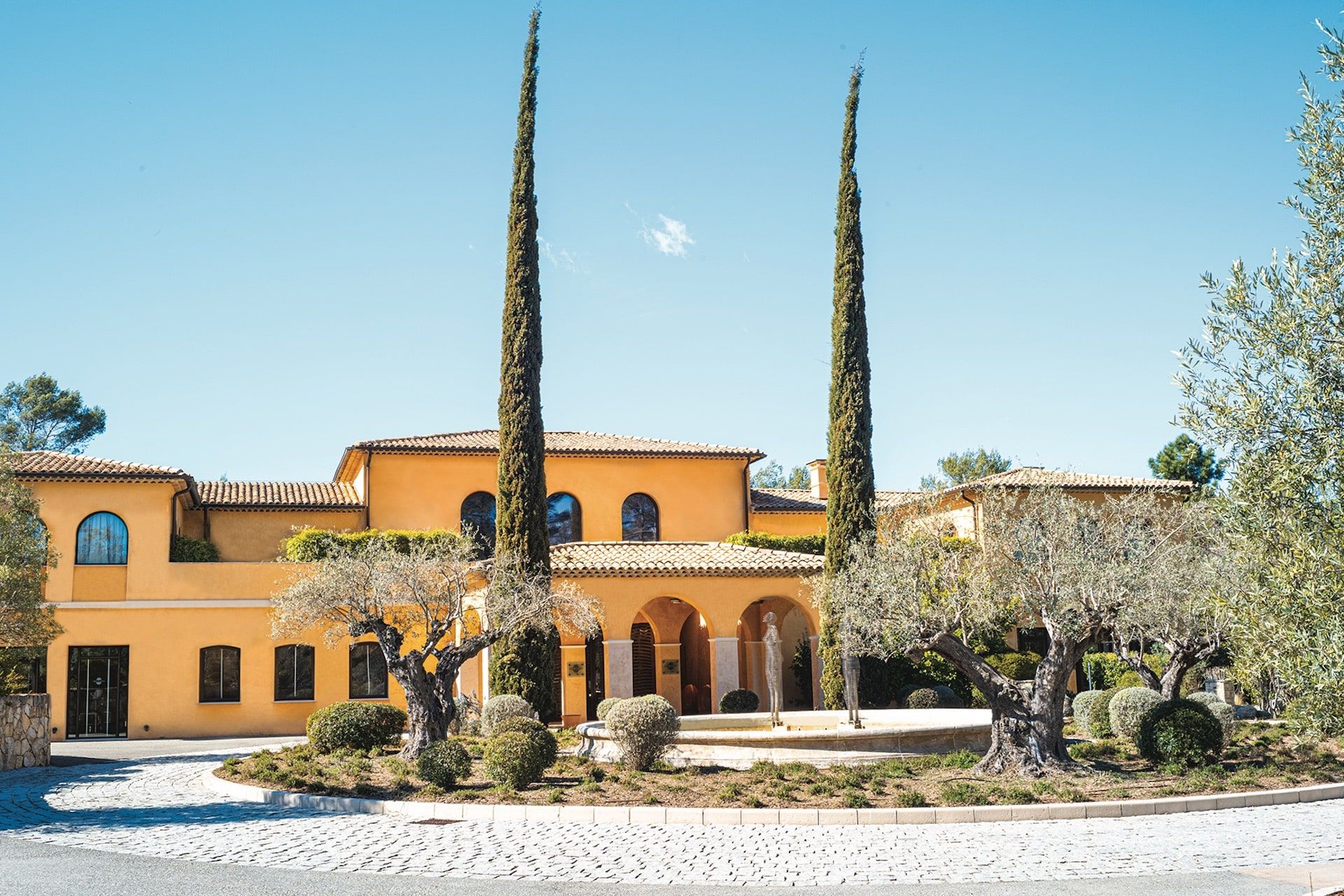 Travel package cover picture