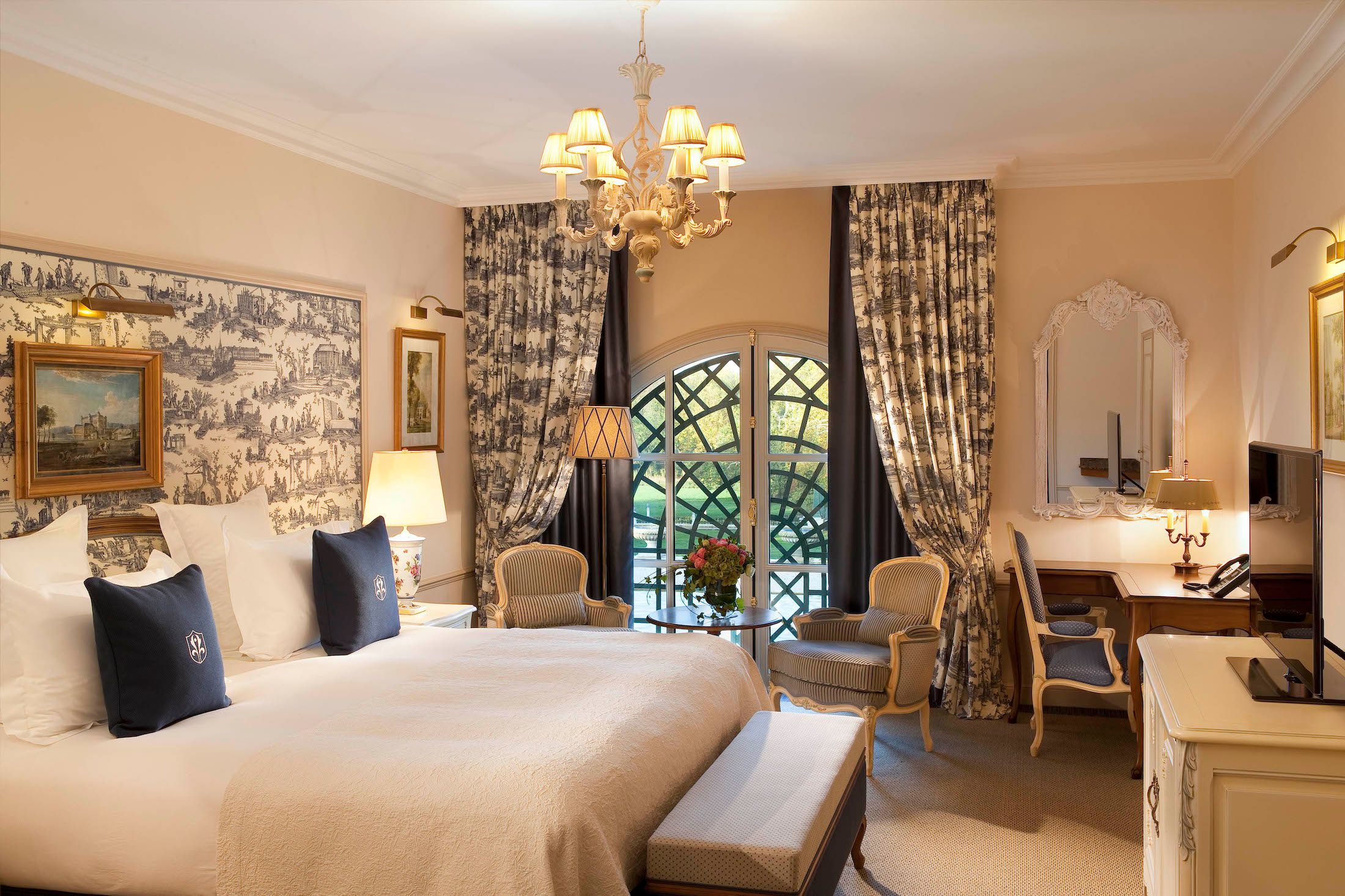 Premium Park View Room room
