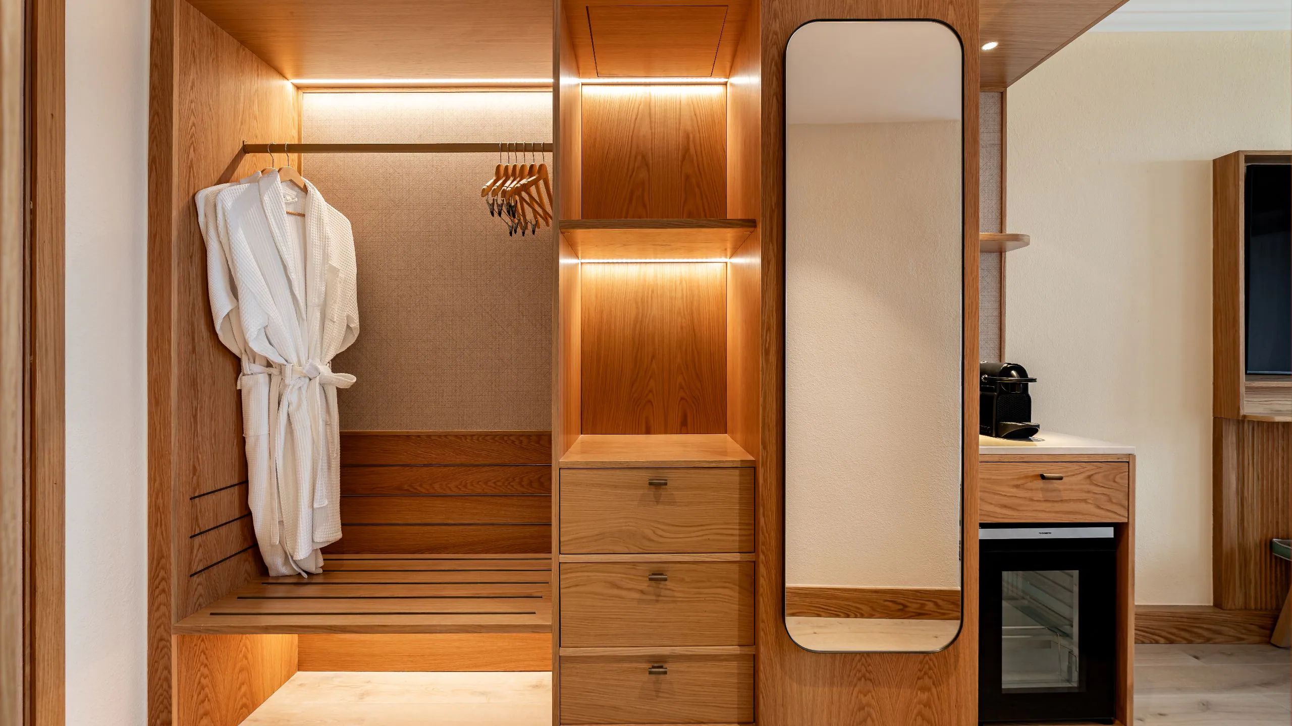 2 Twin Beds room
