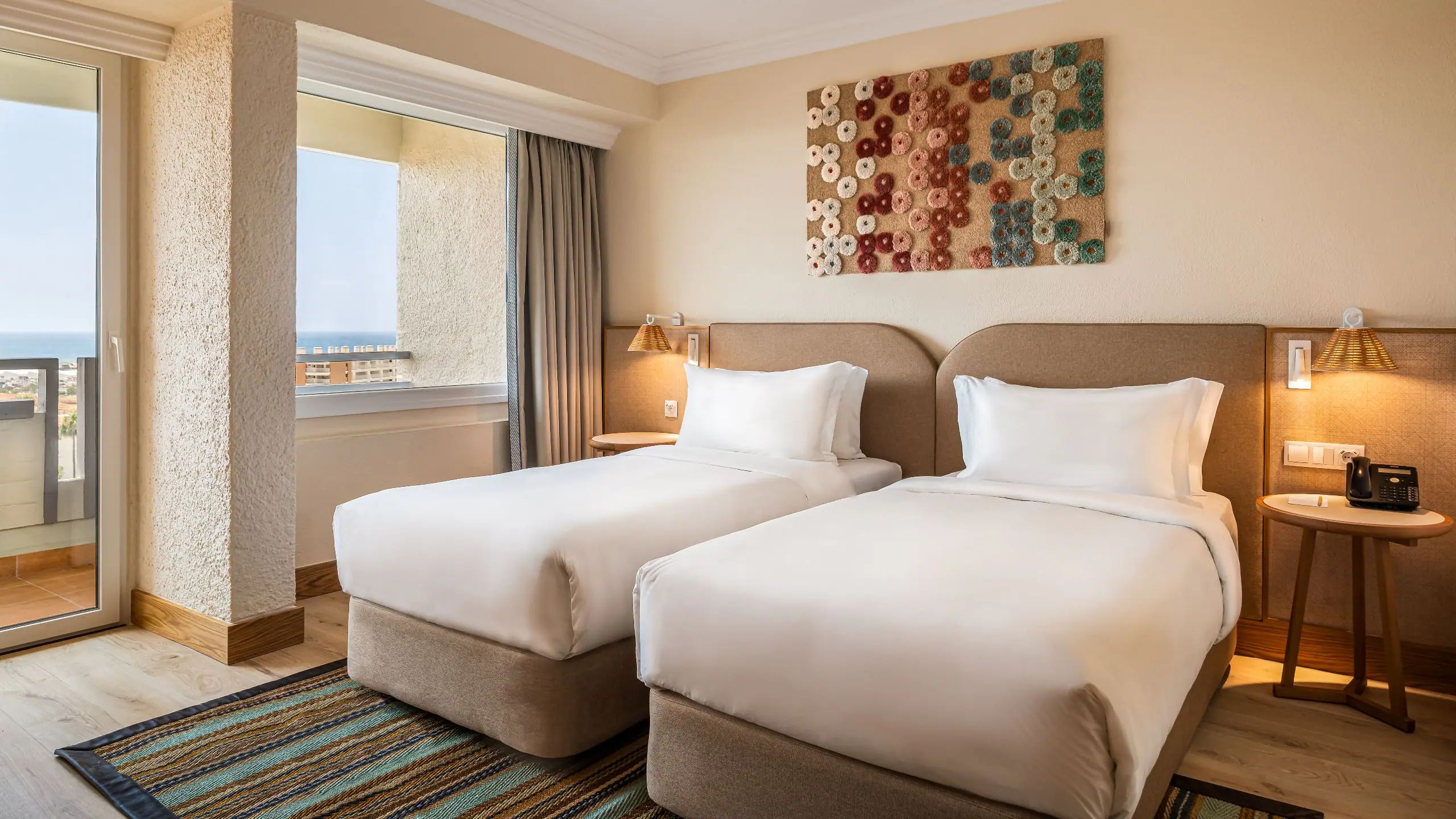 2 Twin Beds room