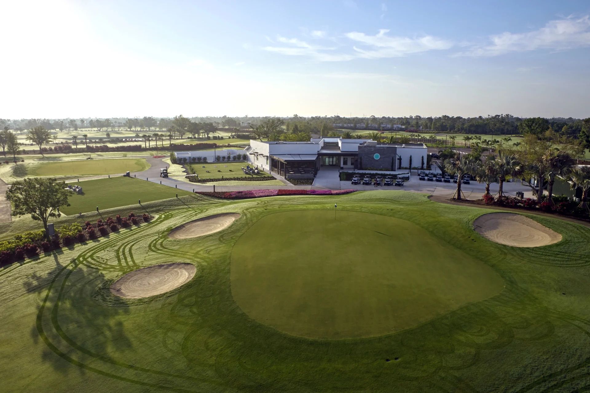 Sunseeker Resort - Aileron Golf Club cover picture