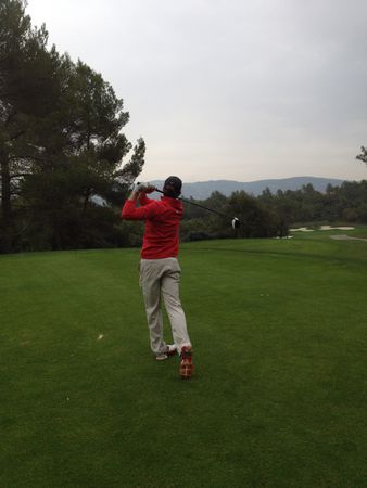 Golf post media