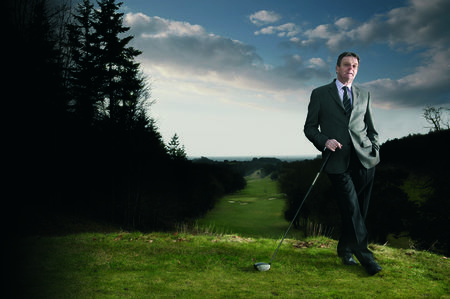 Golf post media